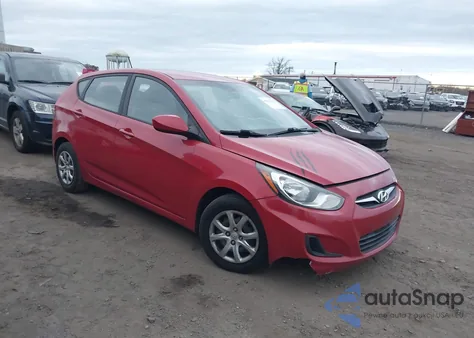 2012 Hyundai Accent Gs z USA, uszkodzony, nr VIN KMHCT5AE1CU043878
